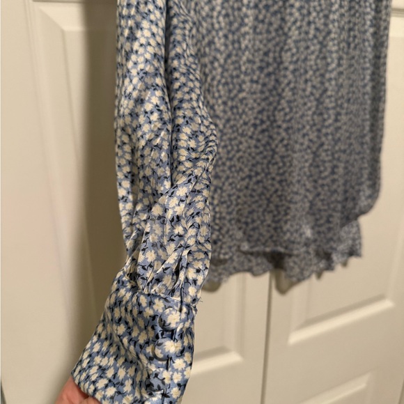 H&M Light Blue Floral Silk mock neck Blouse - Picture 3 of 4